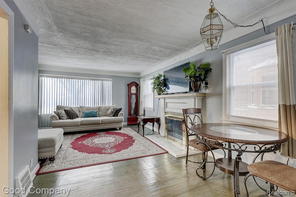 18669 Coyle Street, Detroit, MI 48235 — Photo 9