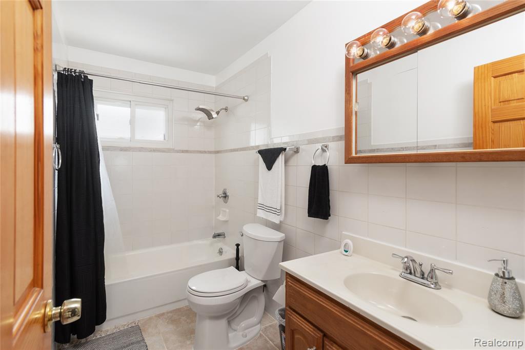 6140 Harold Street, Taylor, MI 48180 — Photo 17