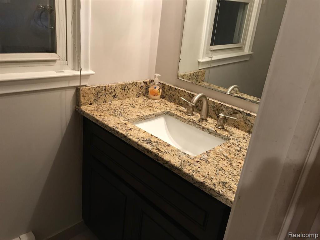 5551 Edinborough Drive, West Bloomfield, MI — Photo 11