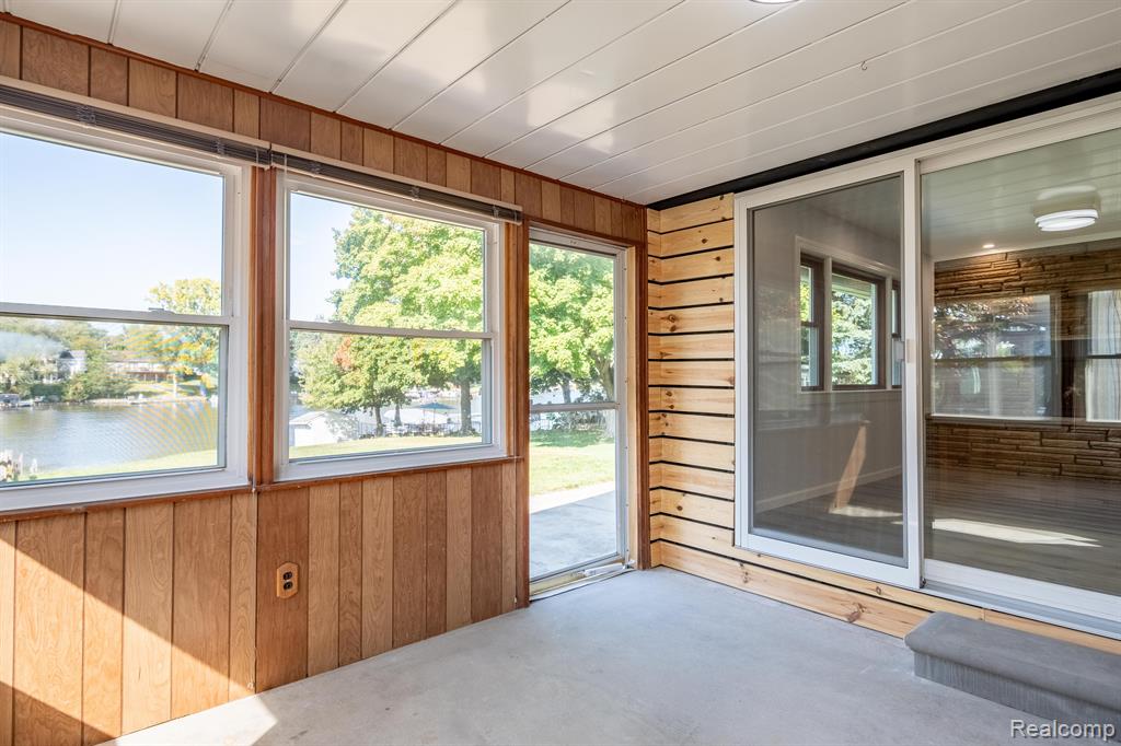 2615 WOODLAND COVE Drive, Brighton, MI 48114 — Photo 17