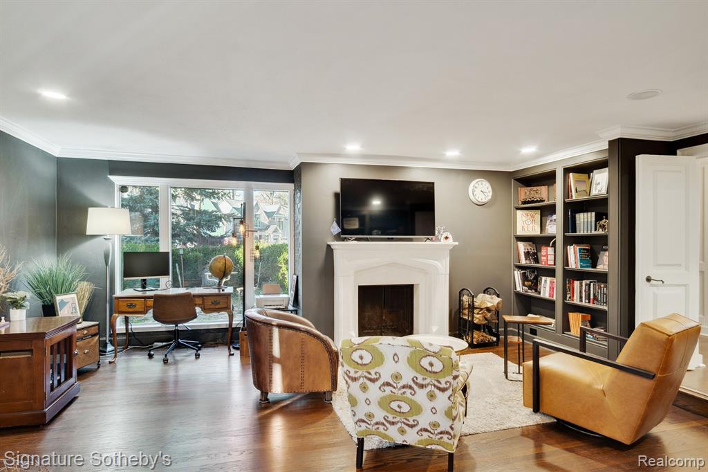 824 Wimbleton Drive, Birmingham, MI 48009 — Photo 13