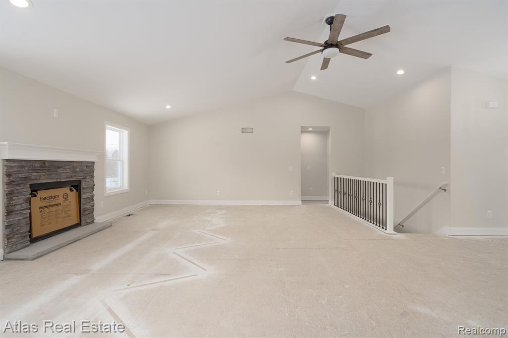 11289 Green Road, Goodrich Vlg, MI — Photo 20