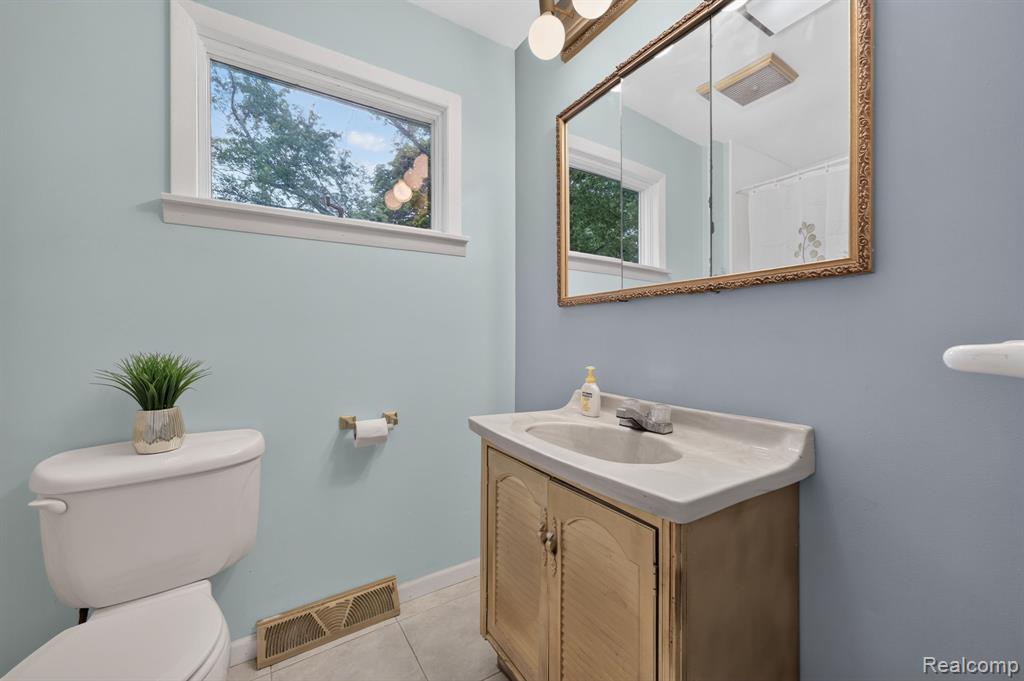 9288 Hilda Lane, Flushing, MI 48433 — Photo 29