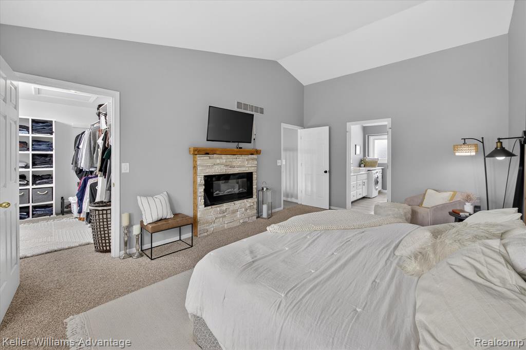 47707 Rochester Drive, Novi, MI — Photo 22