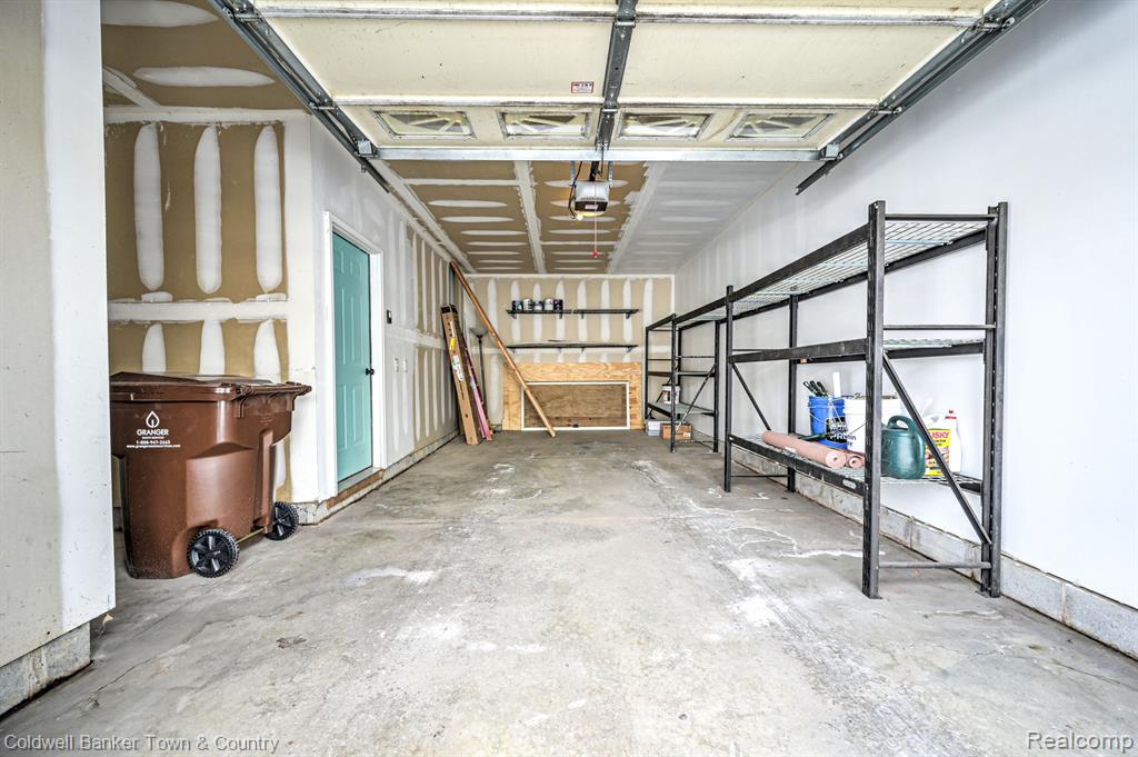 3364 KNEELAND Circle, Howell, MI 48843 — Photo 32