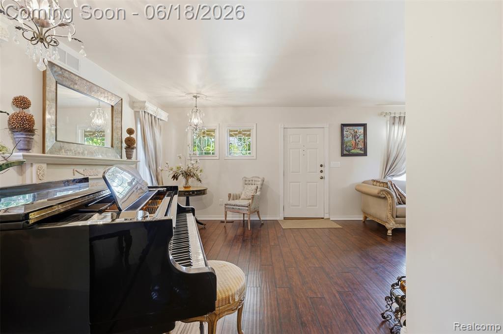 435 N Melborn Street, Dearborn, MI 48128 — Photo 9