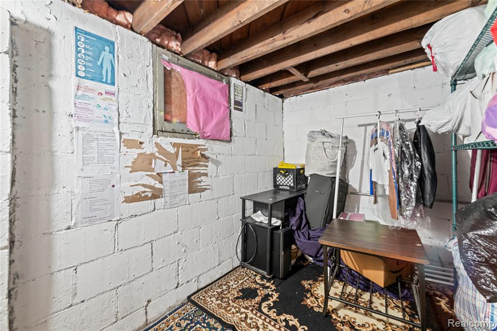 4590 Charles Street, Hamtramck, MI 48212 — Photo 24