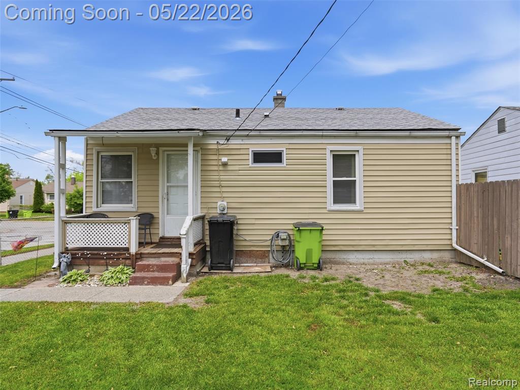 504 E Hudson Avenue, Madison Heights, MI 48071 — Photo 24