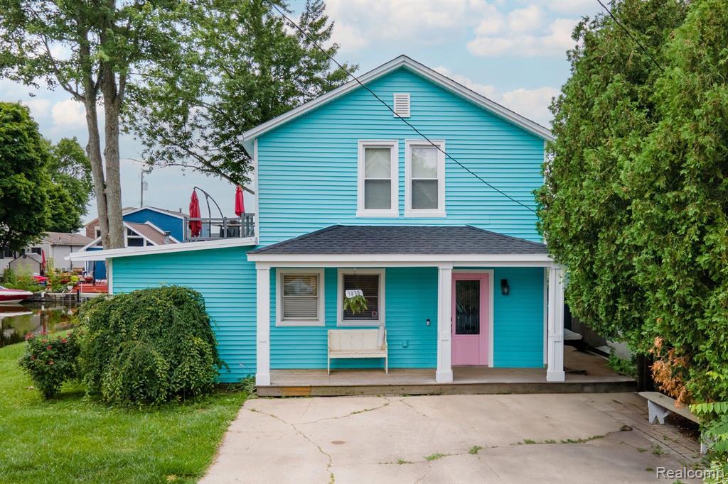 1430 ROSSDALE Drive, Waterford, MI 48328