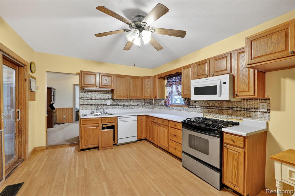 5888 Fulton Street, Mayville Vlg, MI 48744 — Photo 7