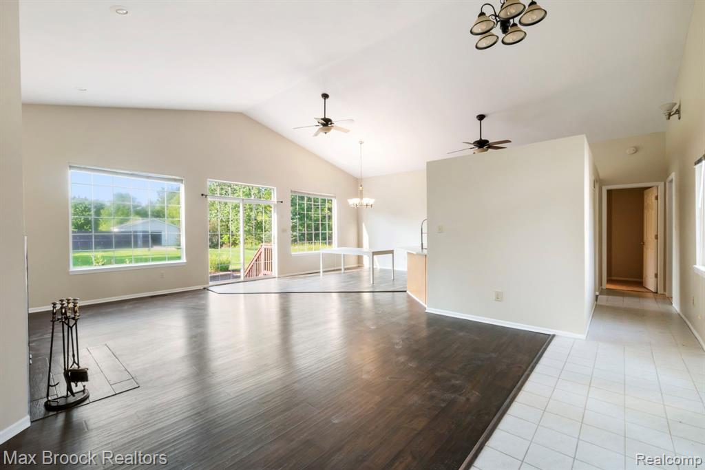 2165 Oakwood Road, Ortonville, MI 48462 — Photo 11