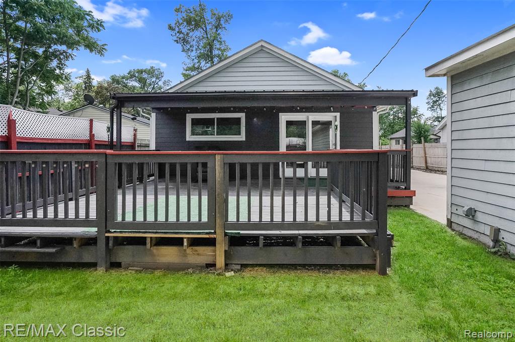 525 E Lewiston Avenue, Ferndale, MI 48220 — Photo 32