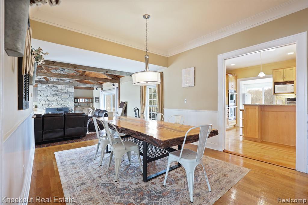 5383 Riverview Drive, Bridgeport, MI 48722 — Photo 11