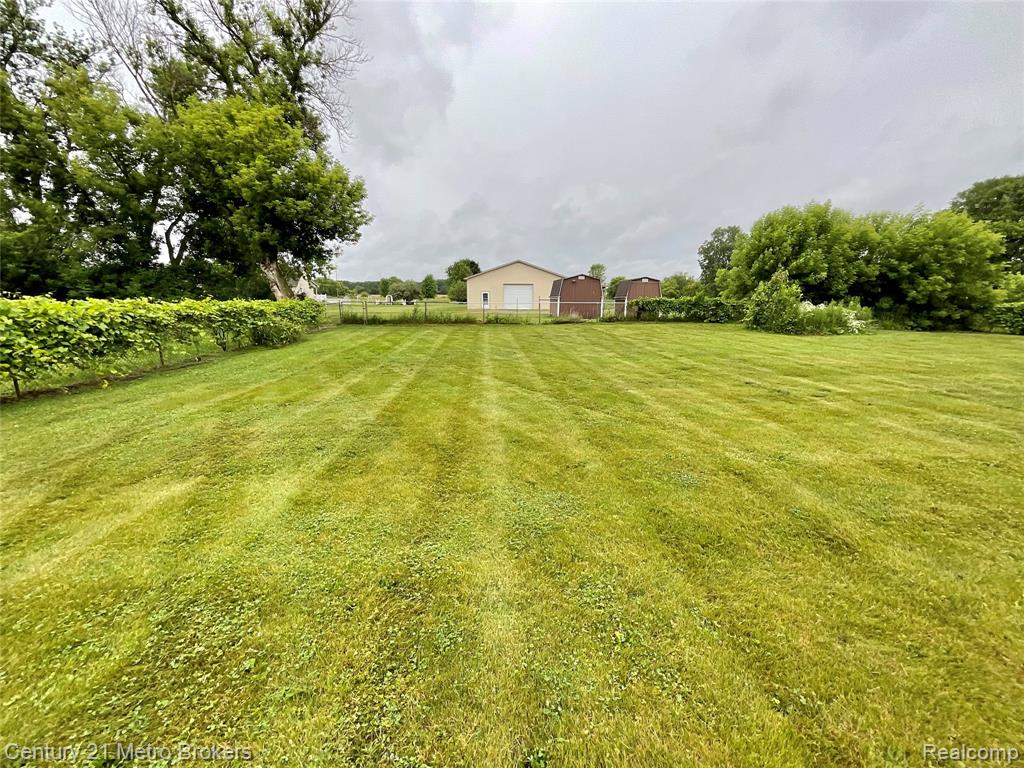 7094 Reid Road, Swartz Creek, MI 48473 — Photo 37