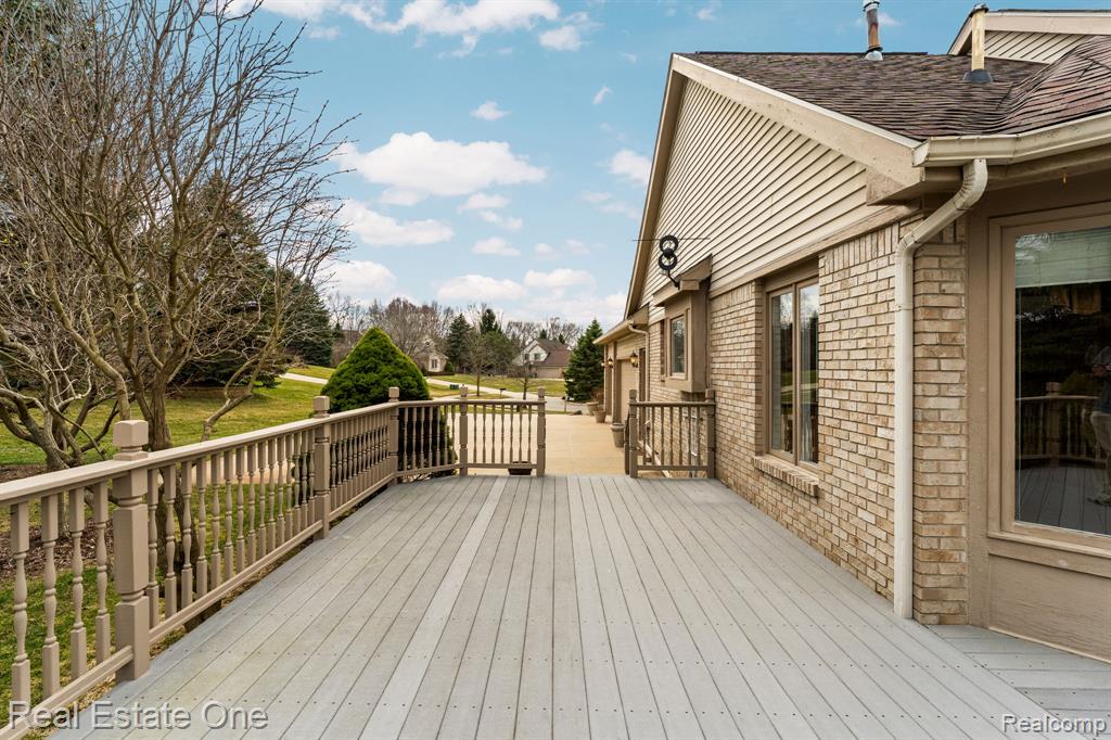 9305 Rotondo Drive, Howell, MI 48855 — Photo 52