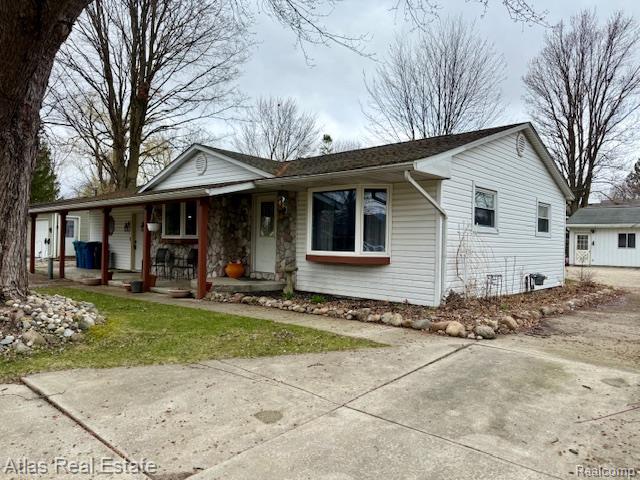 738 Richard Street, Vassar, MI 48768 — Photo 6