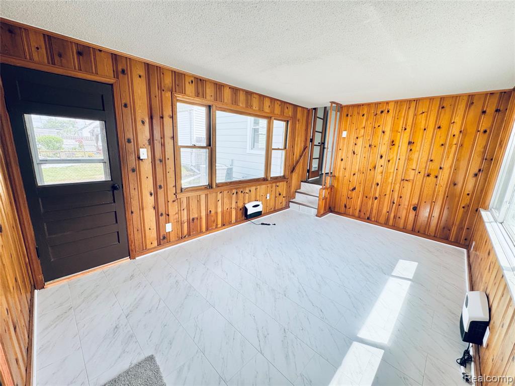 12796 Pullman Street, Southgate, MI 48195 — Photo 18