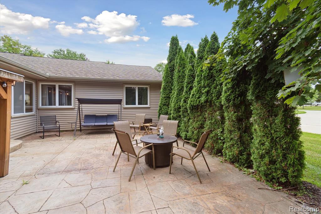 5350 Lathrop Street, Trenton, MI 48183 — Photo 12