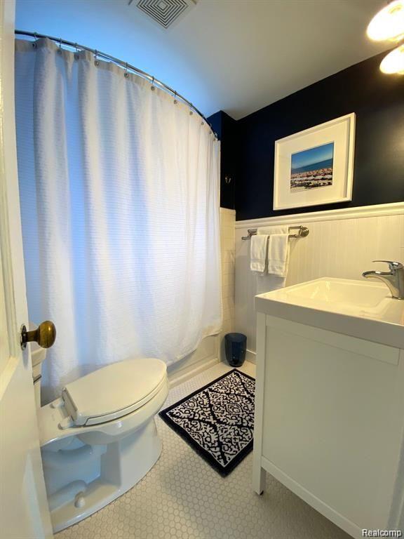 632 OAKLAND Avenue, Birmingham, MI 48009 — Photo 22