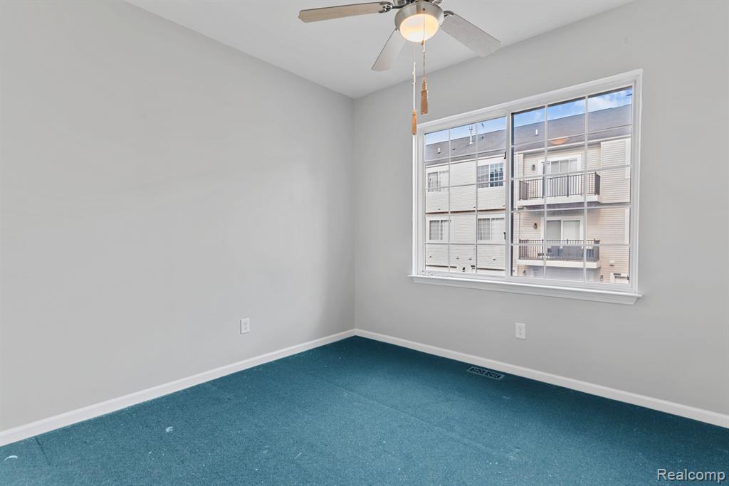 43127 Strand Drive, Sterling Heights, MI 48313 — Photo 16