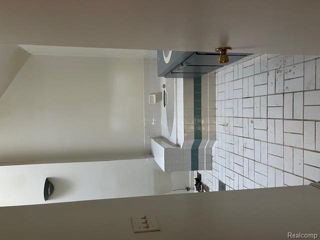 905 S Franklin Avenue, Flint, MI 48503 — Photo 17