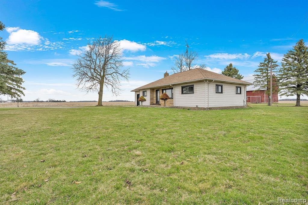 7555 Juddville Road, Corunna, MI 48817 — Photo 6