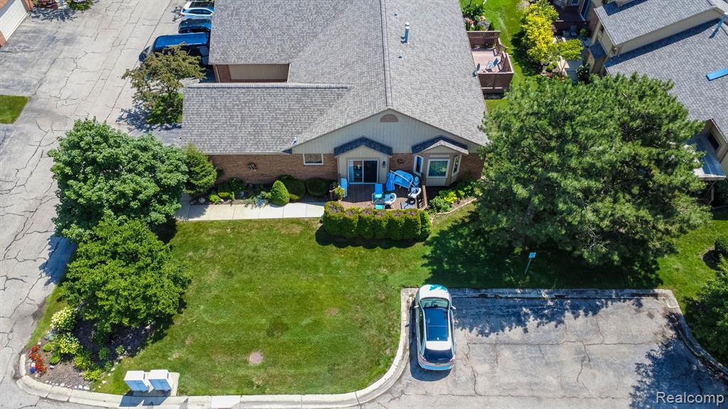 46910 Country Lane, 12, Macomb, MI 48044 — Photo 16