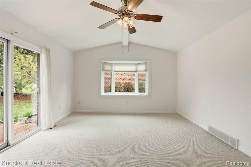 2 Wilshire Drive, Frankenmuth, MI 48734 — Photo 15