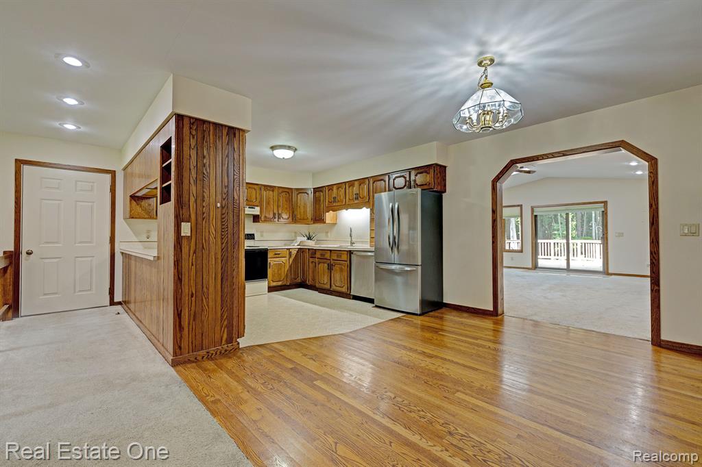 2225 LYNN Road, Sanford, MI 48657 — Photo 33