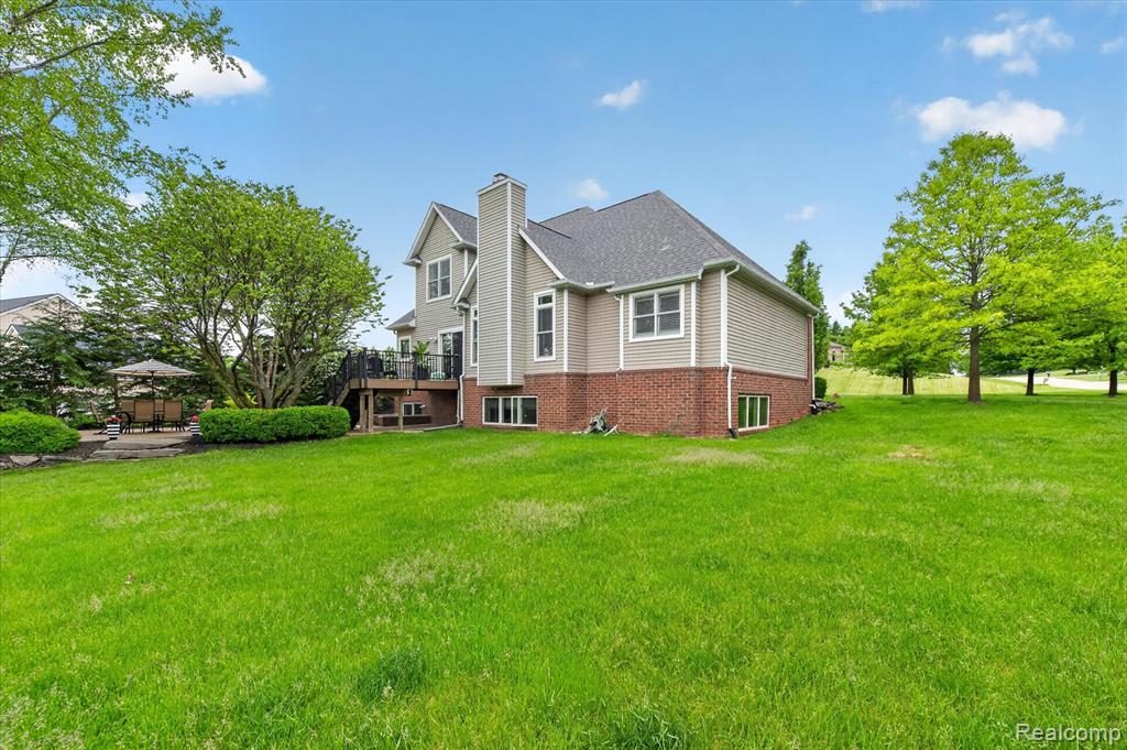8746 N Hills Court, Howell, MI 48843 — Photo 40