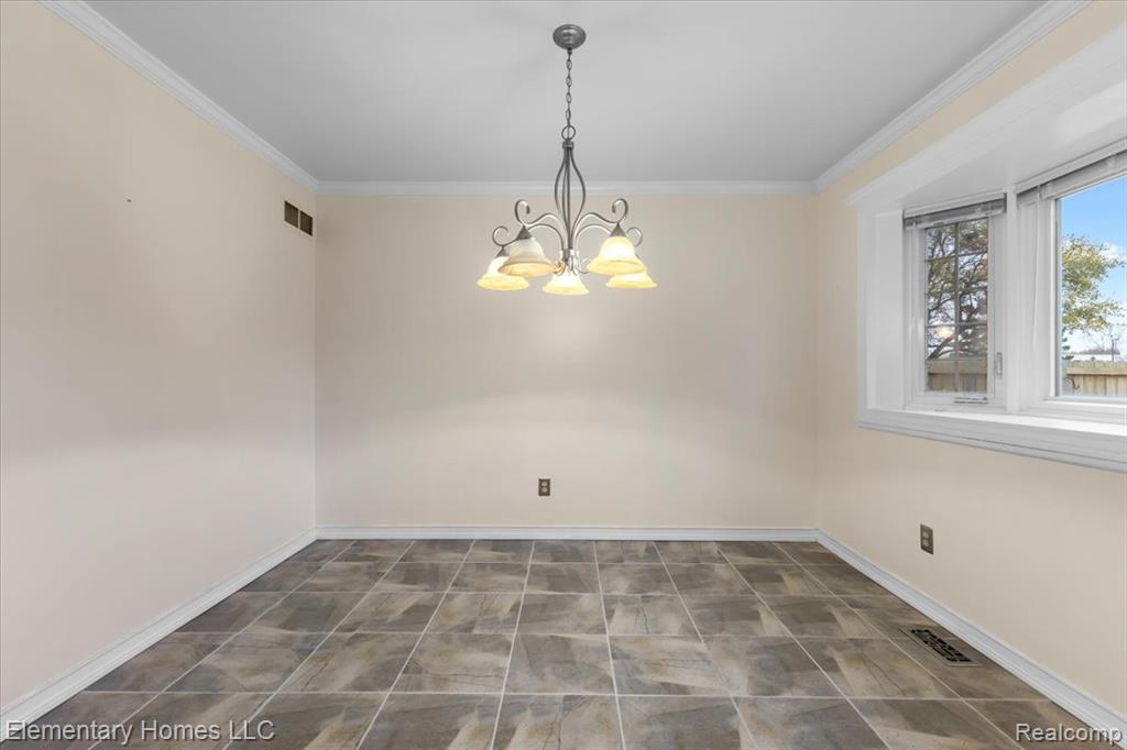 4879 Stoddard Drive, Troy, MI 48085 — Photo 11