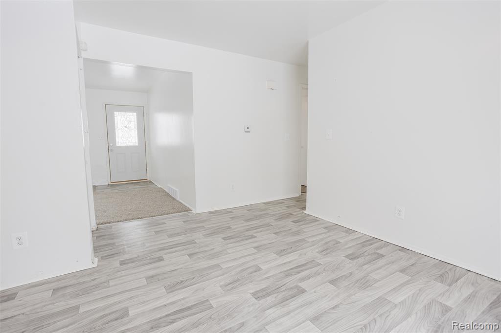 6627 Orange Lane, Flint, MI 48505 — Photo 6