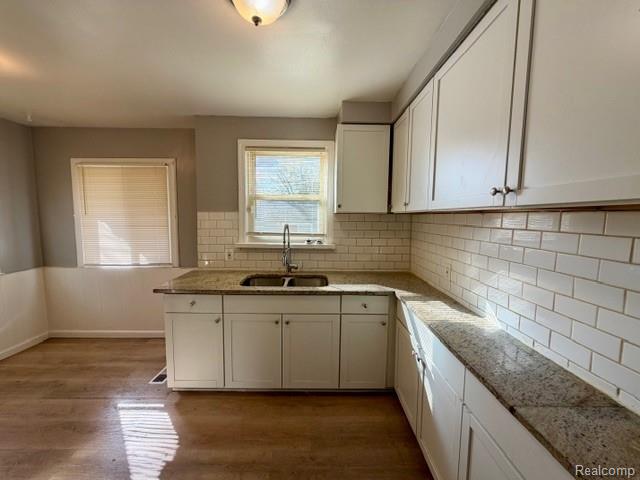 18808 Kingsville Street, Harper Woods, MI 48225 — Photo 6