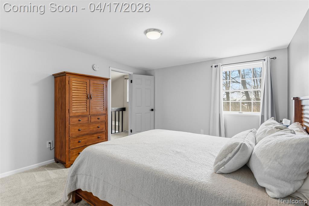 2270 Golden Pond, Fenton, MI, 48430
