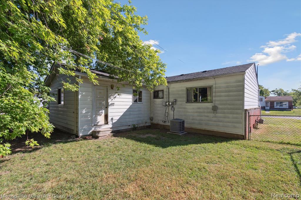 1336 Woodglen Avenue, Ypsilanti, MI 48198 — Photo 27