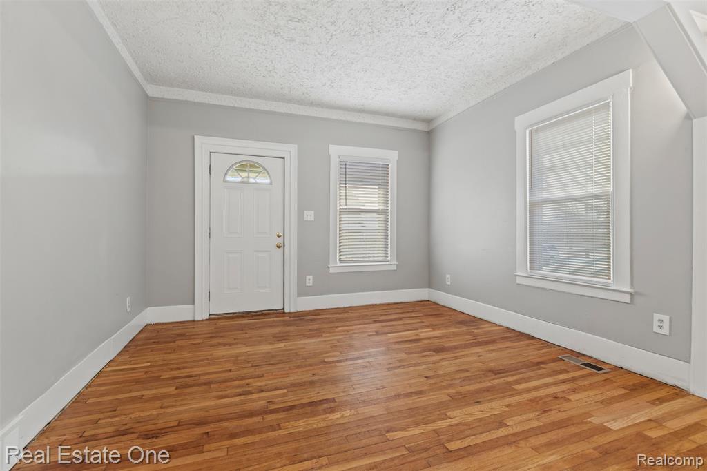 350 Labadie Street, Ecorse, MI 48229 — Photo 7