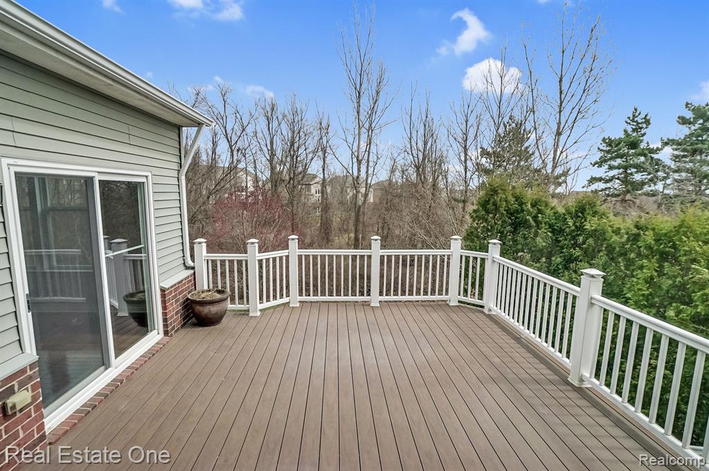4559 TANGLEWOOD Lane, Lake Orion, MI — Photo 20