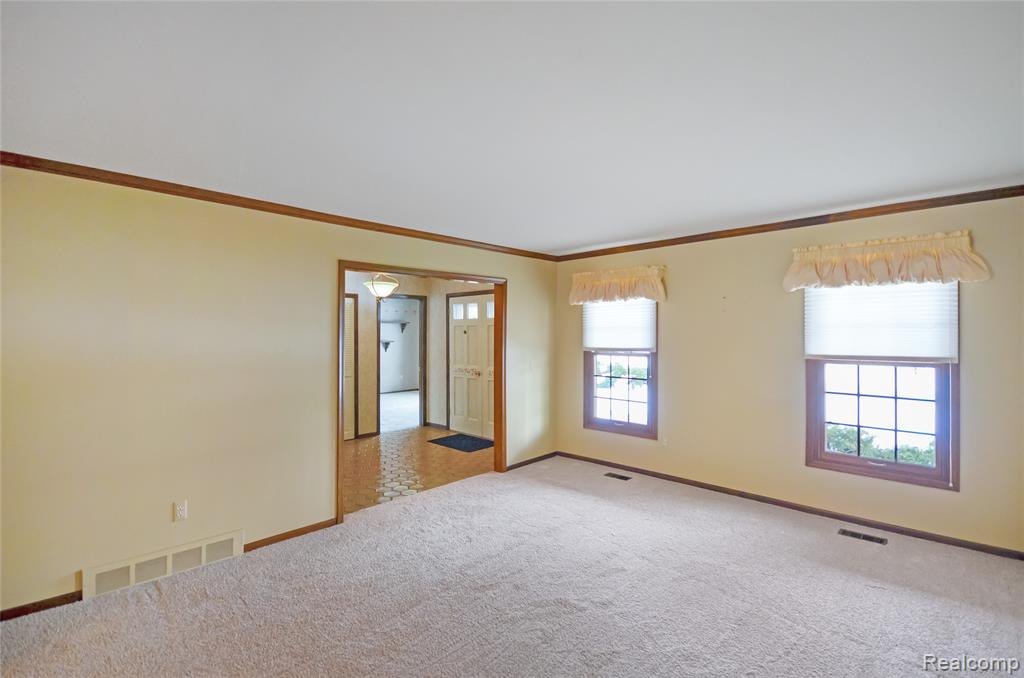53645 Lambeth Court, Shelby Twp, MI 48316 — Photo 17