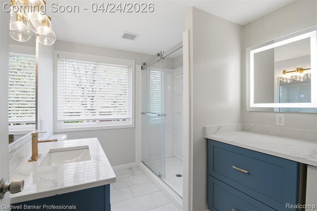 470 Crystalia Street, Commerce Twp, MI 48382 — Photo 22