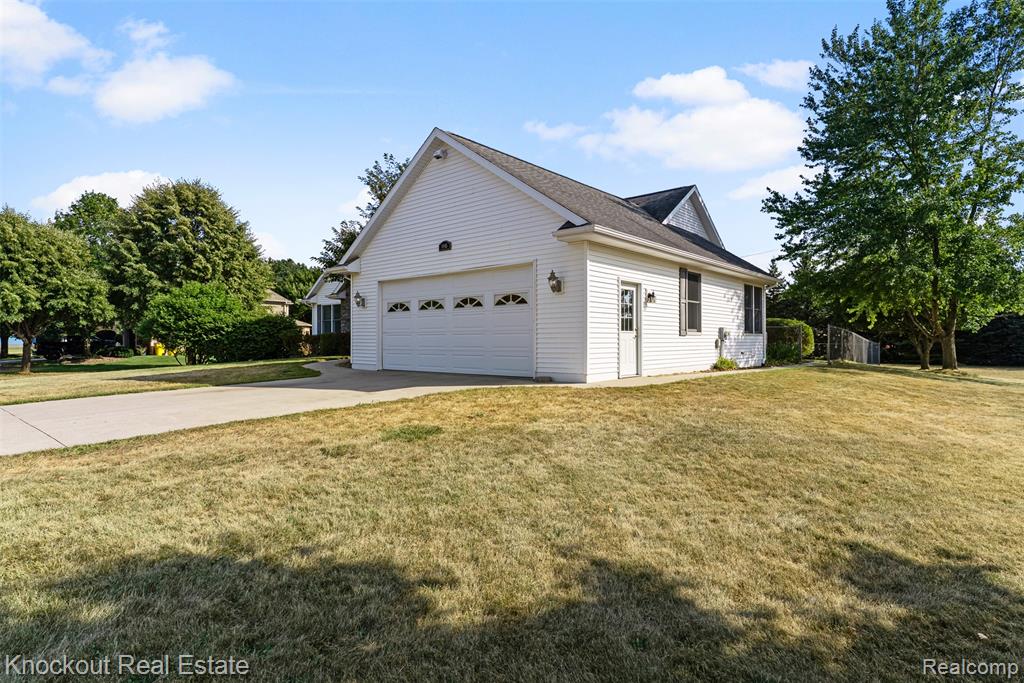 1045 Wels Lane, Vassar, MI 48768 — Photo 7