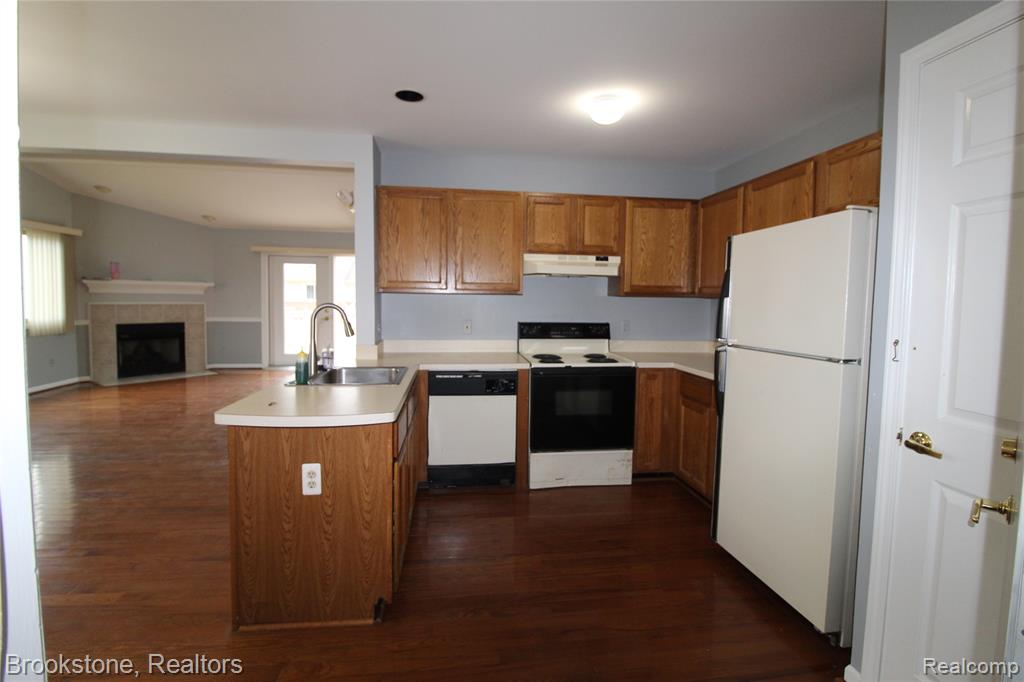 42266 Brookview Lane, 1, Clinton Twp, MI 48038 — Photo 10