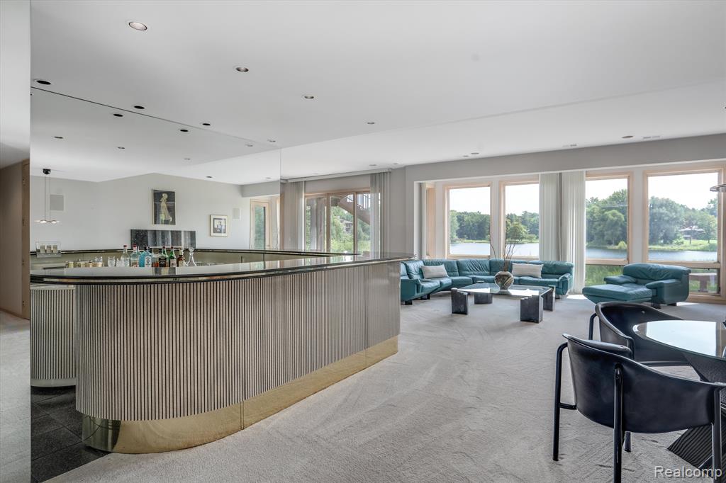 4733 W WICKFORD, Bloomfield Hills, MI 48302 — Photo 37