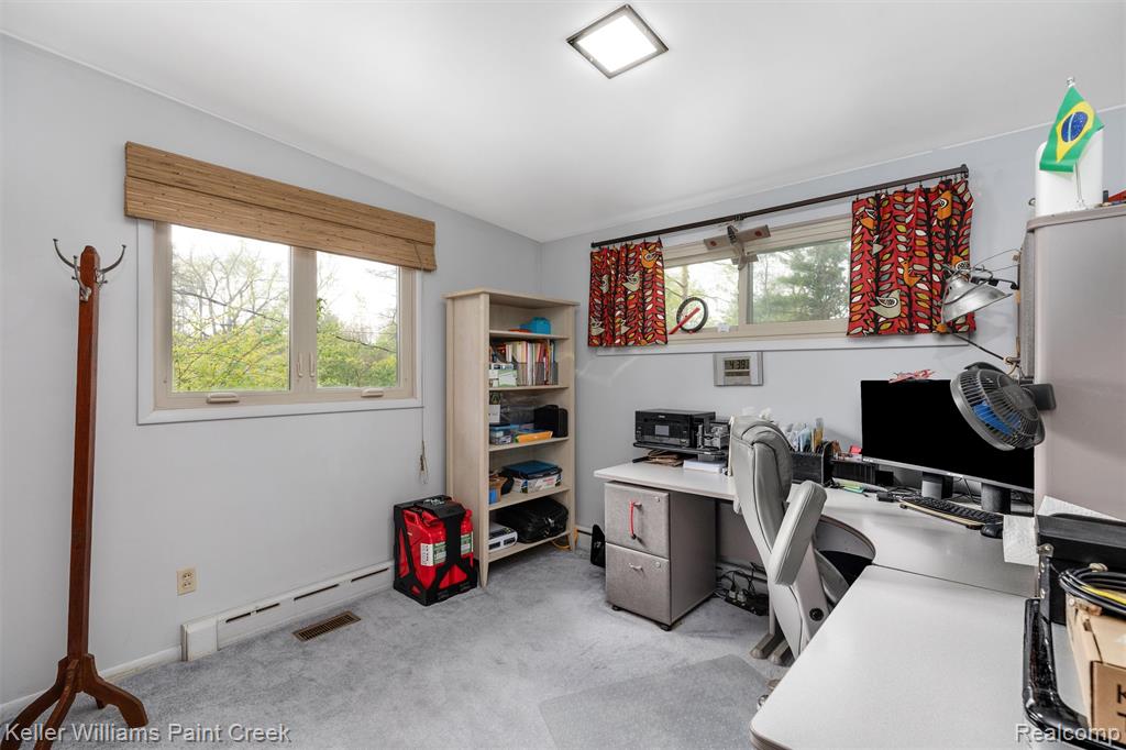 3340 Ordam Court, Oakland, MI — Photo 24
