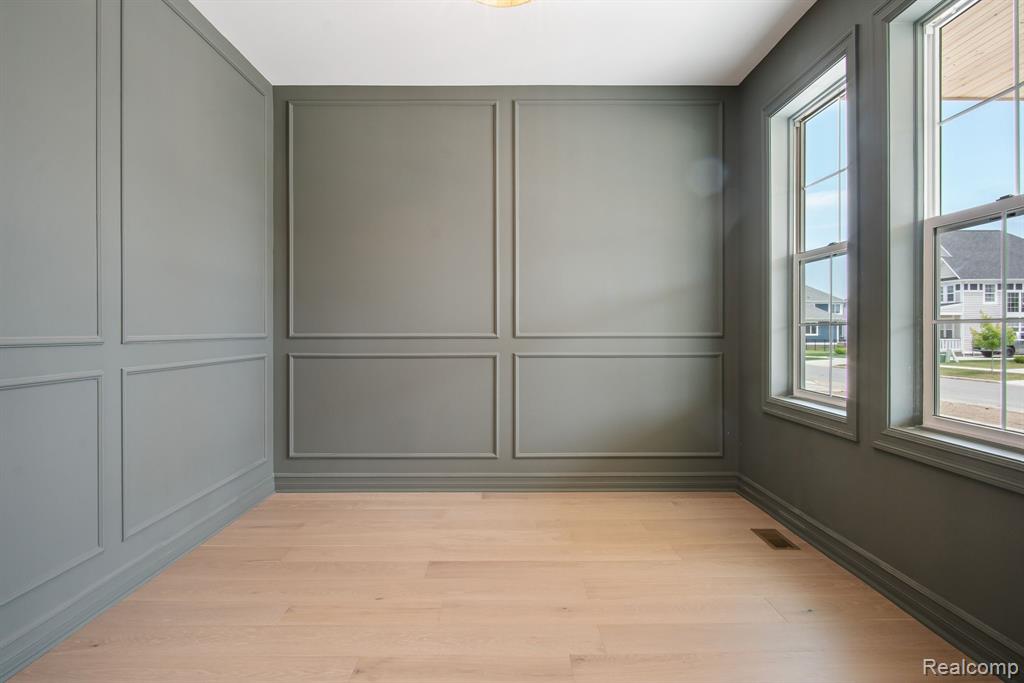54630 Brenda Drive, Macomb, MI 48042 — Photo 10