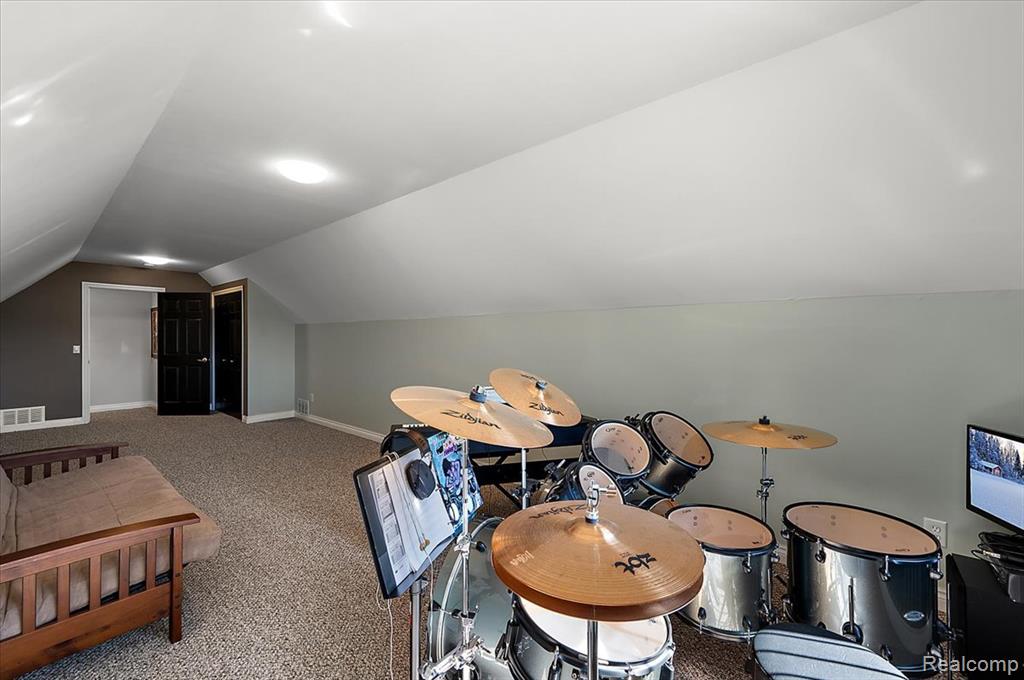 49931 Shelby Creek Drive, Utica, MI 48317 — Photo 50