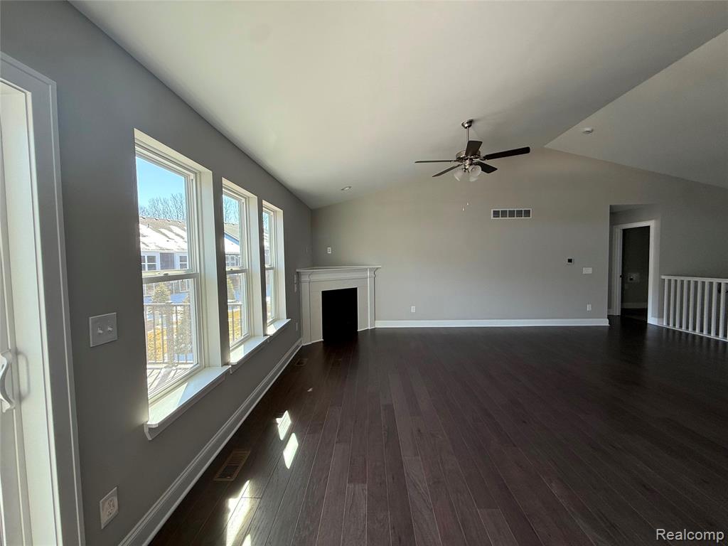 255 Canyon Creek Court, 49, Howell, MI 48843 — Photo 5