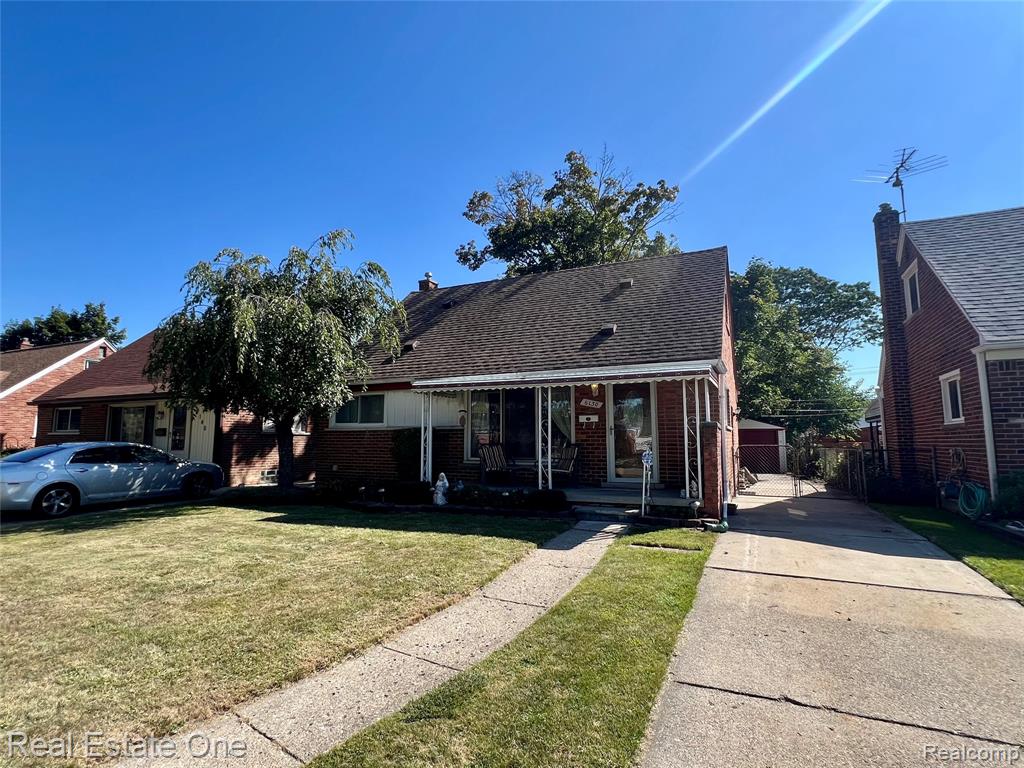 6130 Belton Street, Garden City, MI — Photo 6