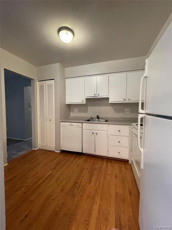 7550 WOODVIEW ST APT 3, Westland, MI — Photo 4