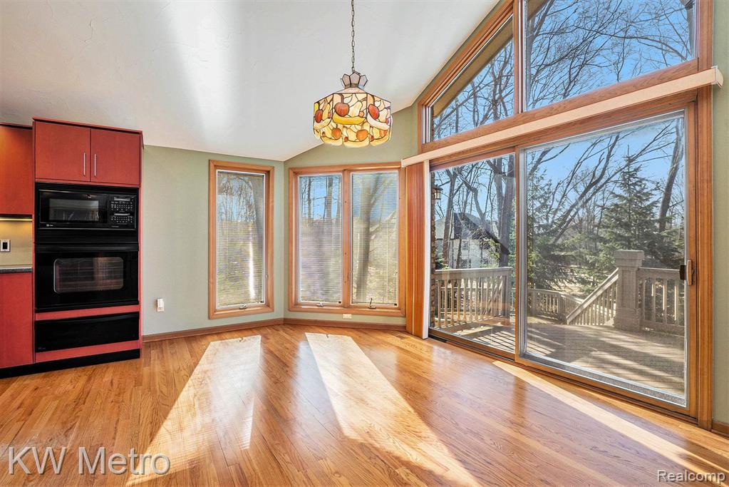 6545 PARK VALLEY Drive, Clarkston, MI 48348 — Photo 8