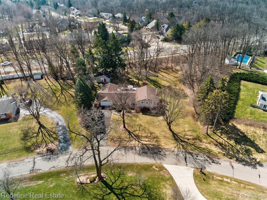 47025 S Chigwidden Drive, Northville, MI 48167 — Photo 58